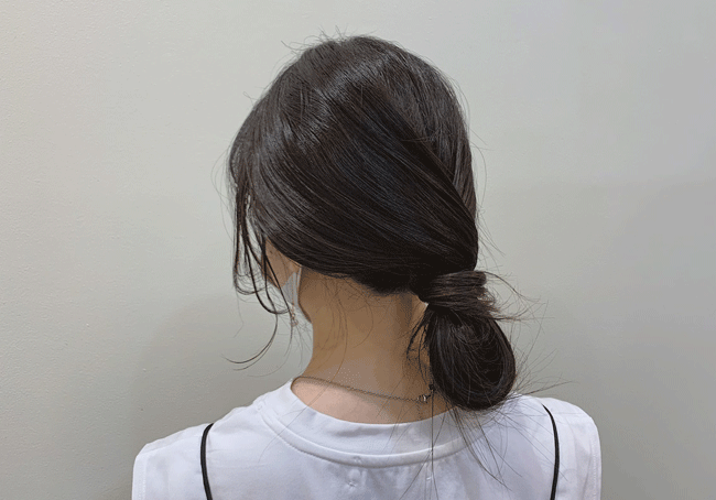 ゆるっと綺麗にまとまる◎髪が多い人でも大丈夫な「簡単まとめ髪」