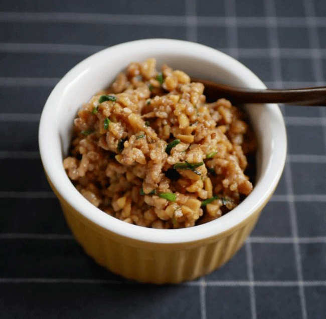 のせるだけでご飯が進む！簡単「そぼろ」作り置きレシピ3選