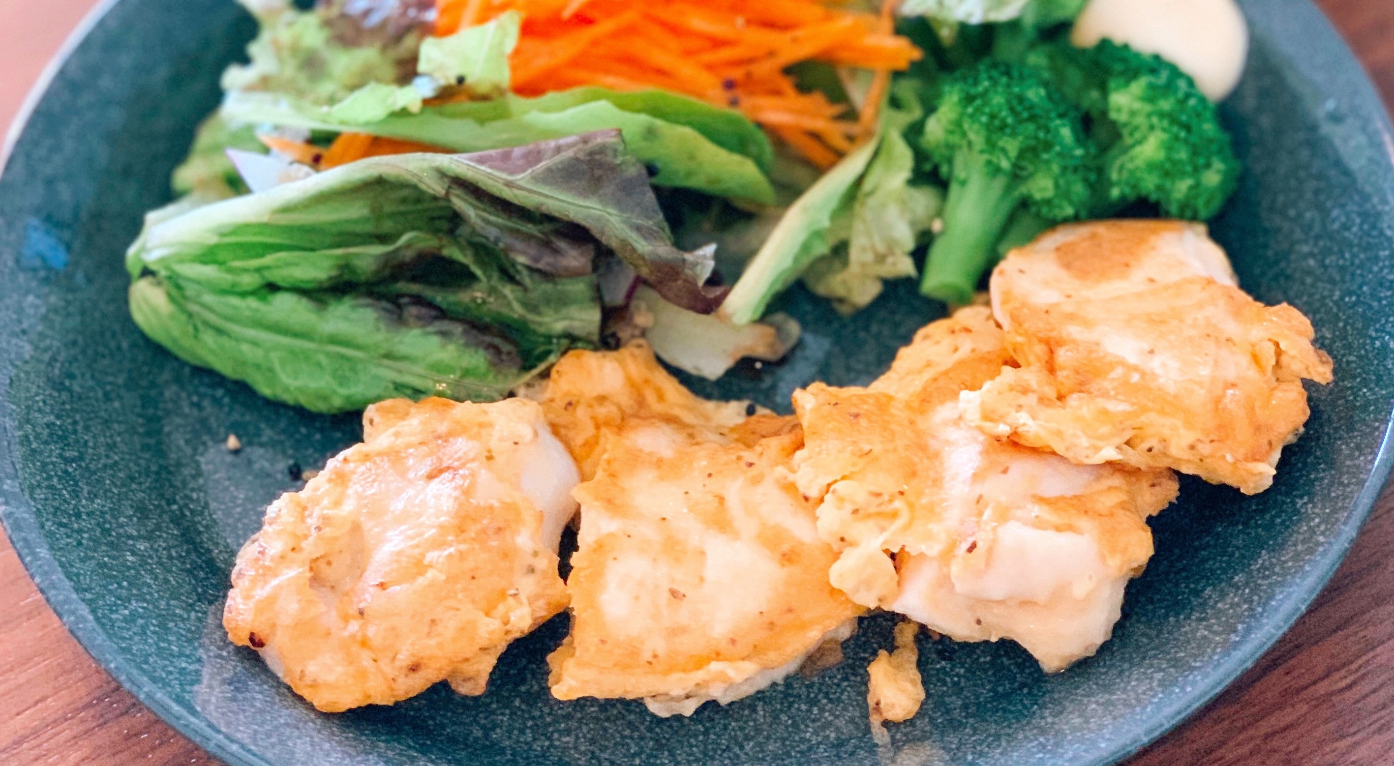 低糖質ダイエット中の朝ごはんに！「鶏むね肉の簡単ピカタ」