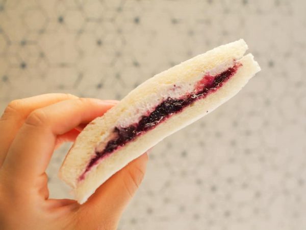 セブン-イレブン ブルーベリーサンド