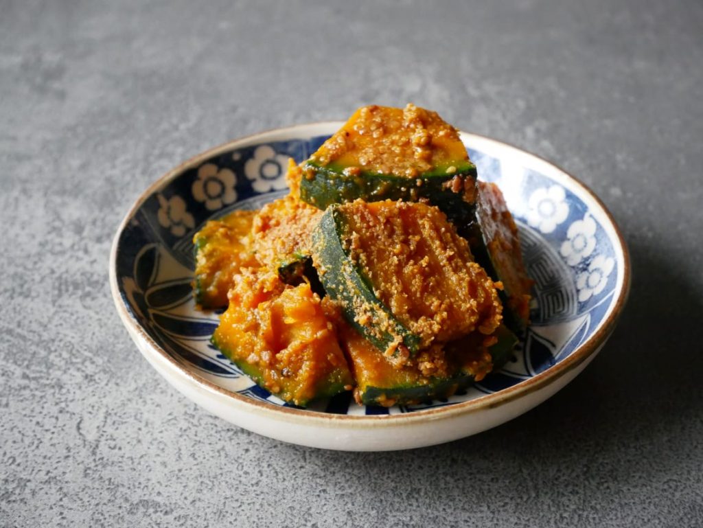煮物より簡単！レンジで作る「かぼちゃのごま和え」