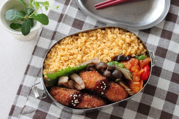 しっかり味がおいしい♪簡単「みそ風味の卵そぼろ」のお弁当 by 料理家 かめ代。さん