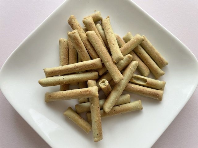 糖質10ｇ以下のお菓子「ノンフライスナック トマト＆バジル」