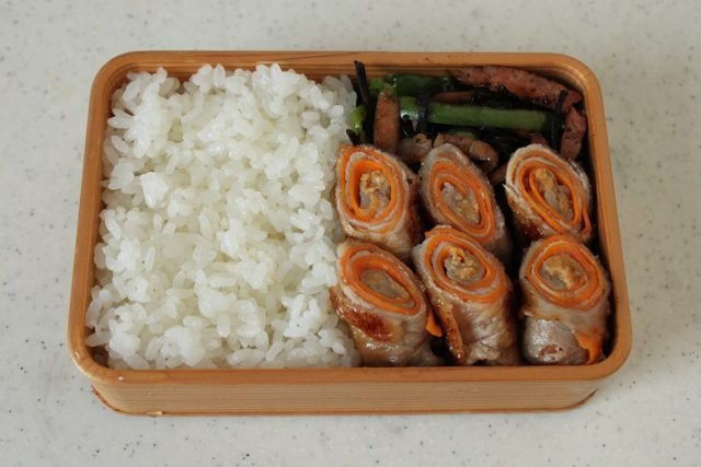 2品弁当の詰め方