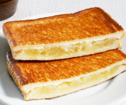 休日の朝に食べたい！簡単「りんご×食パン」レシピ3選