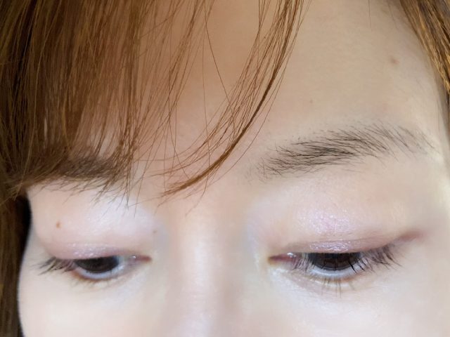 目元