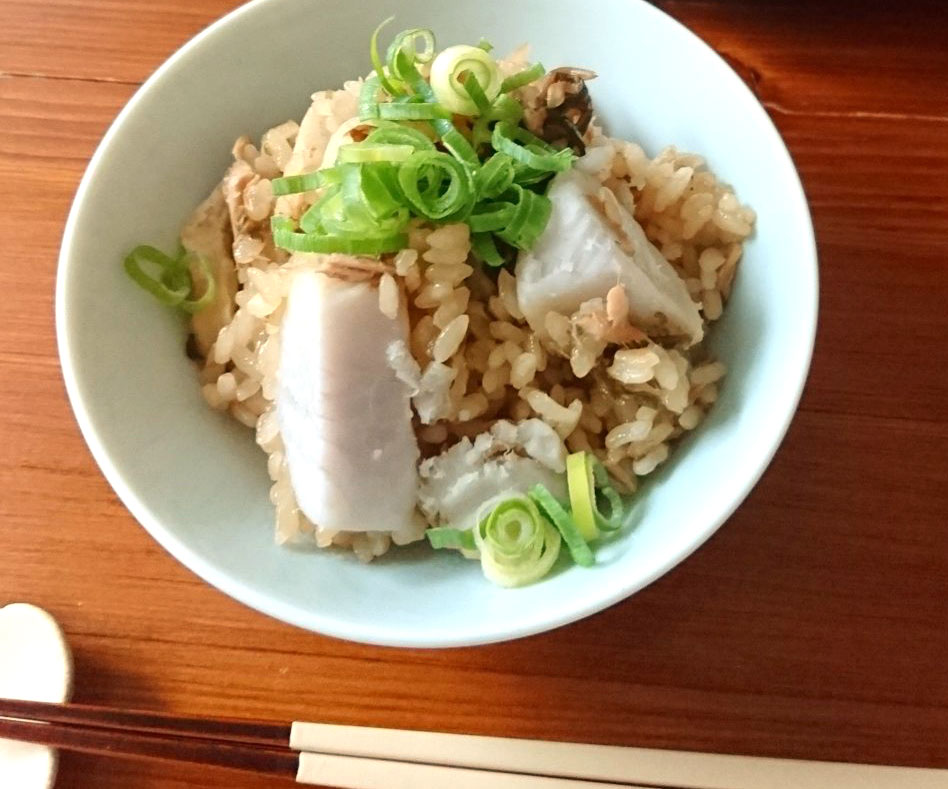 おにぎりの具材だけじゃない！簡単「塩昆布」活用レシピ3つ