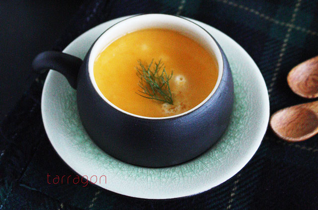 卵と白だしだけで、ふるふるっ♪レンジで簡単「飲む茶碗蒸し」