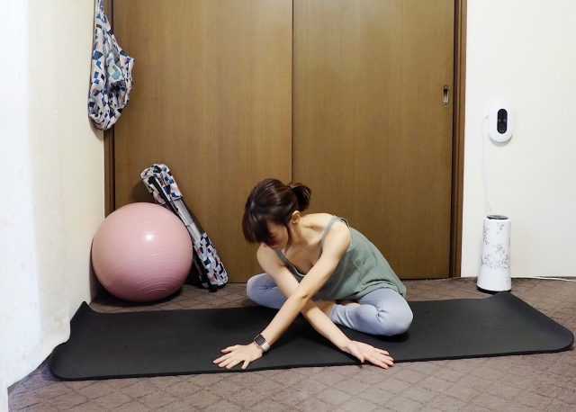 縦横の伸びが気持ち良い「肩甲骨ストレッチ」