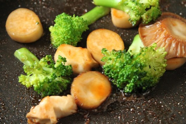 野菜のオイスターソース炒め作り方