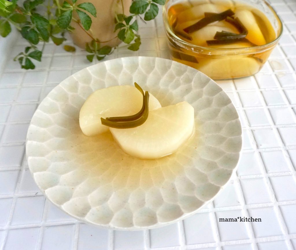 旨味がしみしみ♪煮るだけ簡単「大根のだし煮」の作り置き