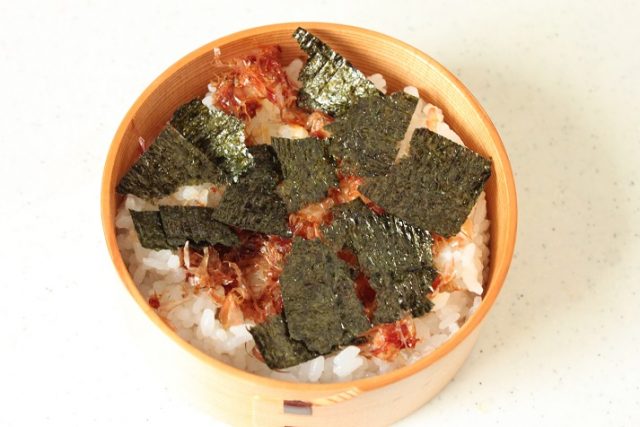 きのこの巣ごもり卵丼