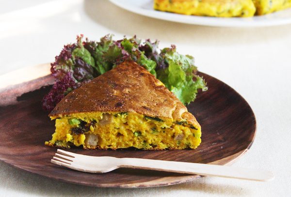 これ1枚で栄養満点!ホットケーキミックスで簡単「野菜パンケーキ」♪