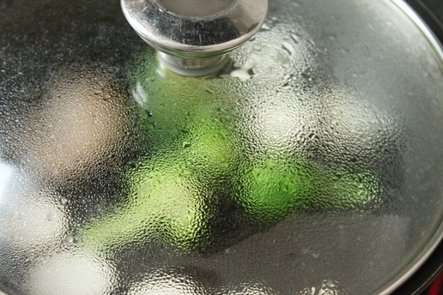野菜のオイスターソース炒め作り方