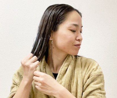疲れは自分で解きほぐす！おうちで簡単「頭皮マッサージ」術