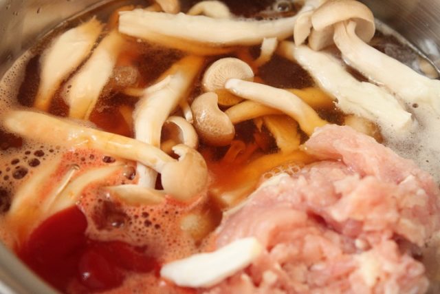 「ペンネトマトソース」