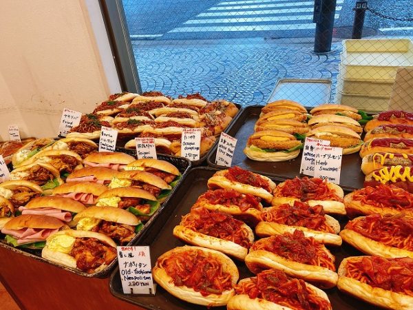 【横須賀】惣菜パンの天国!?昔風ナポリタンが絶品「ヨコスカベーカリー」