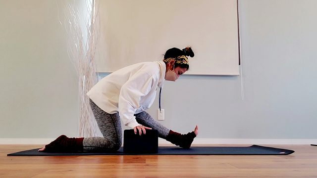 三日月のポーズアレンジ