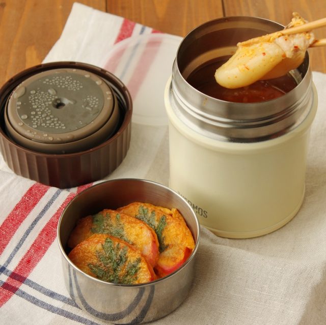 「韓国風雑煮」「かまぼこのジョン」2品弁当