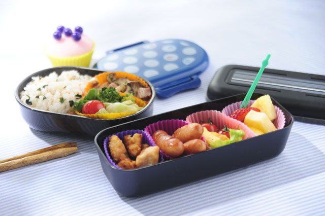 お弁当箱