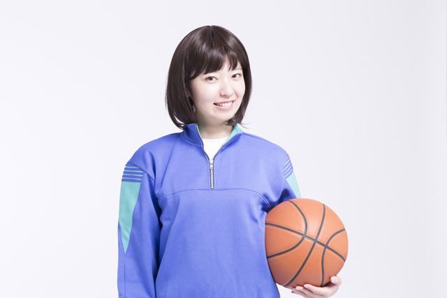 ジャージ姿の女性