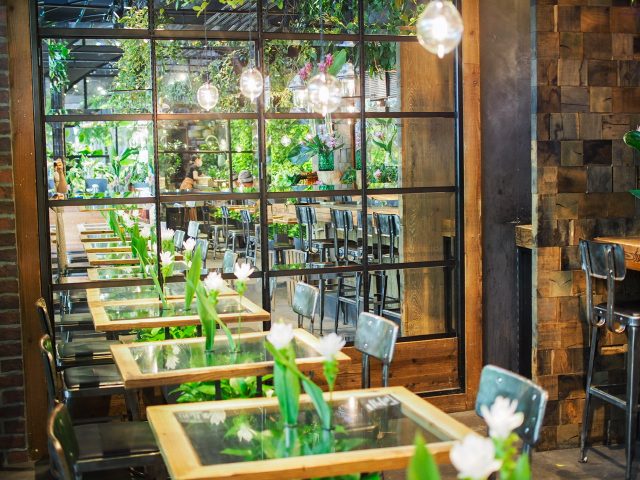 AOYAMA FLOWER MARKET TEA HOUSE赤坂Bizタワー店
