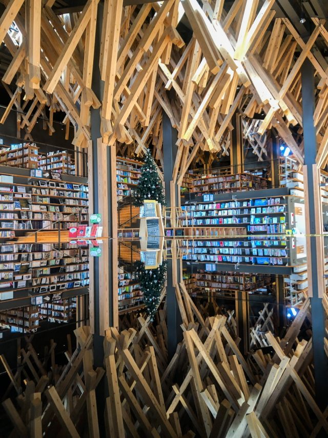 雲の上の図書館