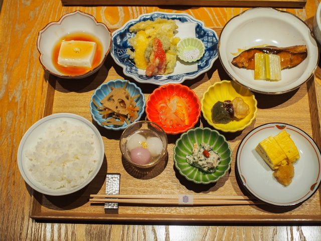居様 京都 おばんざいランチ