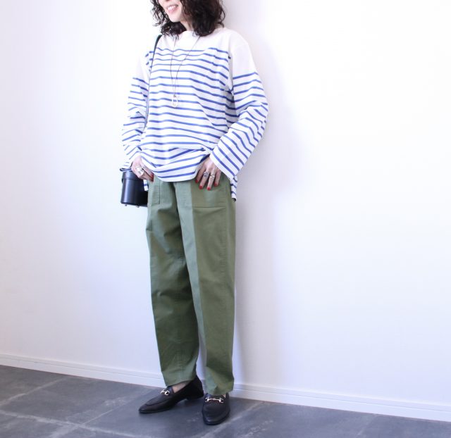 UNIQLOの「ボーダーオーバーサイズT(長袖)」
