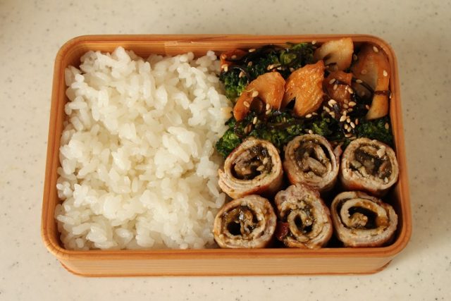 2品弁当の詰め方
