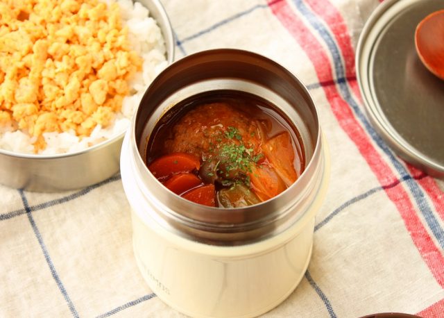 「煮こみハンバーグ」「レンジバター炒り卵」
