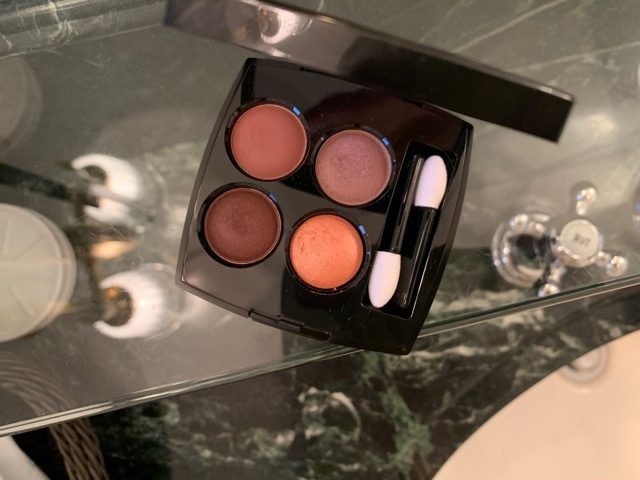 CHANELアイパレット