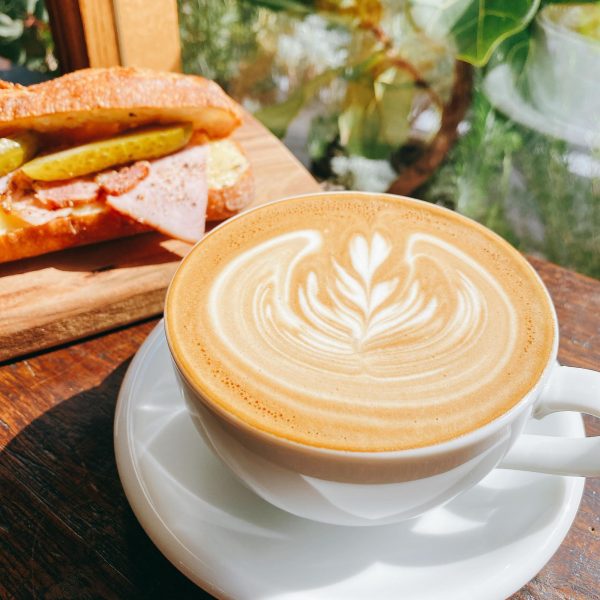 【神楽坂】あの人気ベーカリーのバゲットサンドが食べられる!「AKHA AMA COFFEE ROASTERS TOKYO」