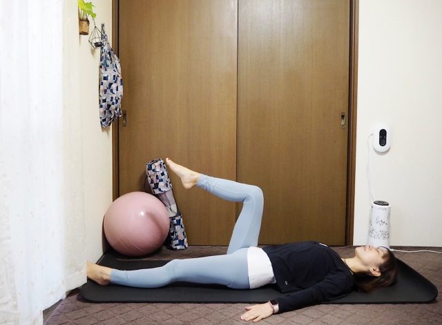 寝たままできるストレッチ