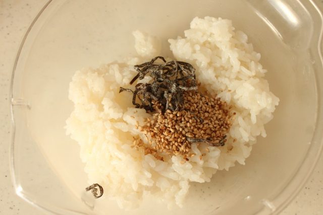 ラップおにぎり