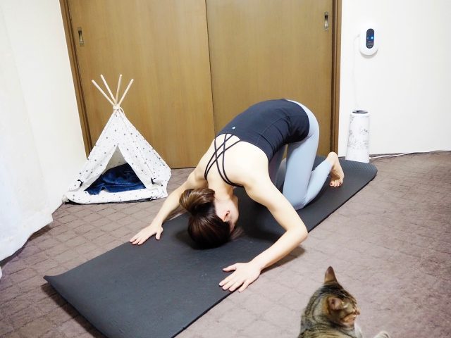 肩こり解消ストレッチ