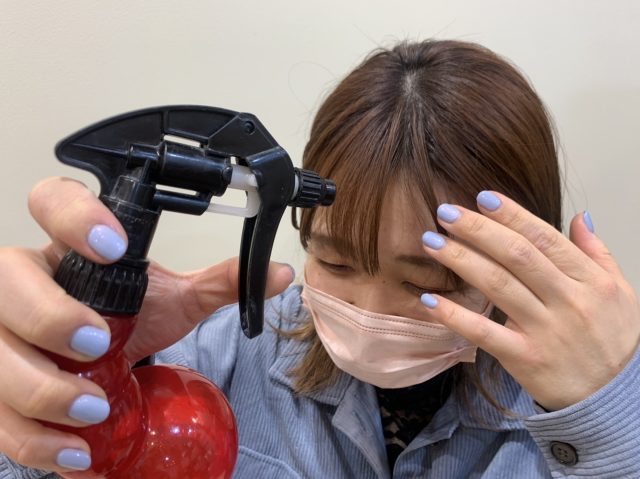 シースルーバングの乾かし方 髪を濡らす
