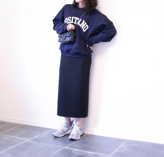 UNIQLO「ストレッチダブルフェイスナロースカート」
