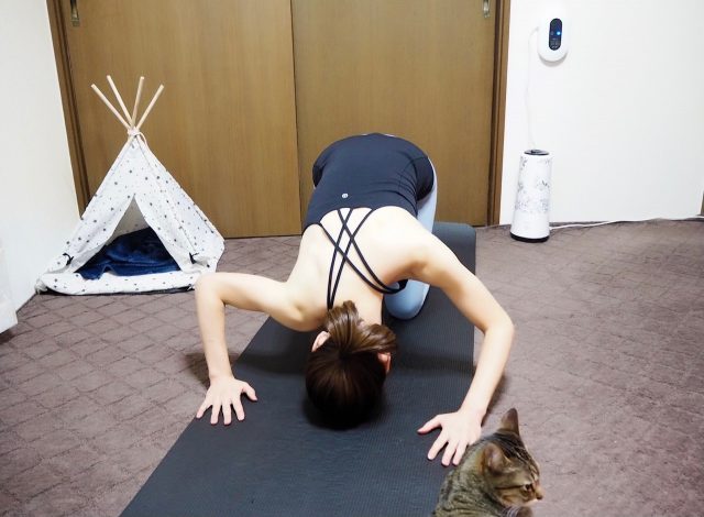 肩こり解消ストレッチ