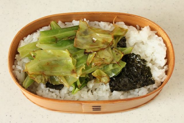 2品弁当の詰め方プロセス