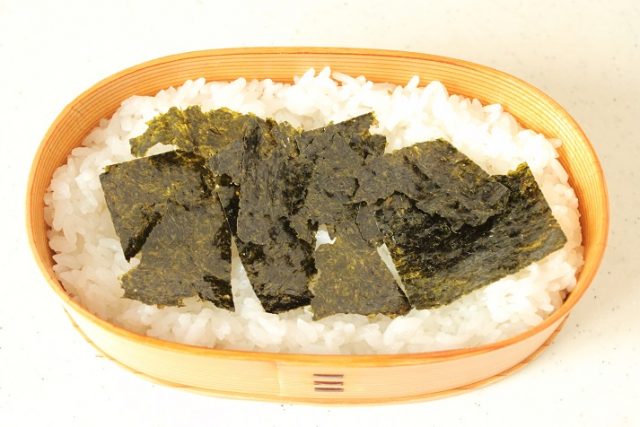2品弁当の詰め方