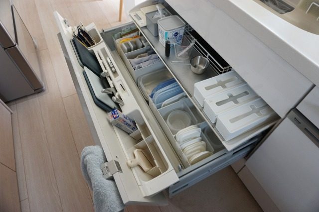 コンロ下収納