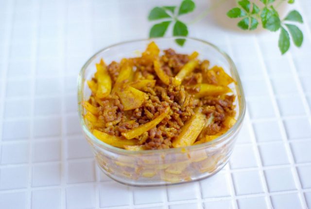 ひき肉カレー炒め
