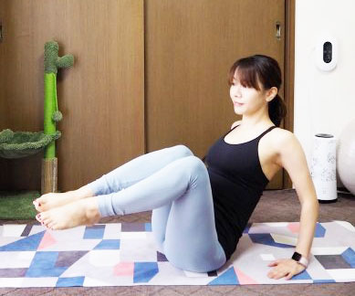 座ったままでぽっこりお腹を撃退！「腹筋」集中トレーニング