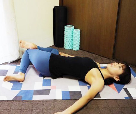 太ももの張りがスッキリ！下半身太り解消「美脚ストレッチ」