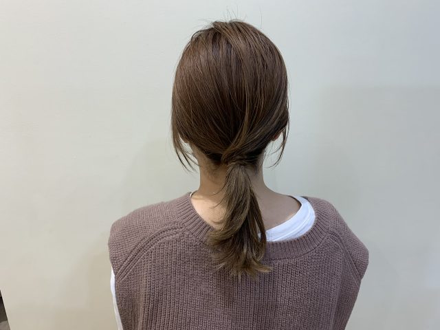 第一印象アップ!不器用でもできる「ひとつ結び」の簡単アレンジ