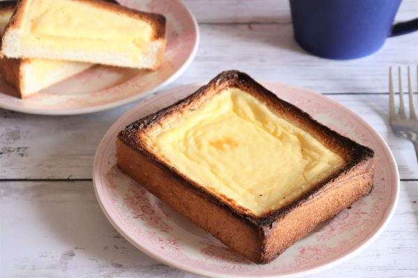 「バスクチーズケーキ風トースト」