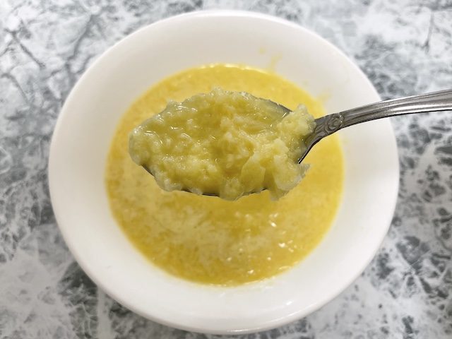 すりおろし野菜を入れたスープ