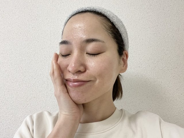 乳液、クリームで肌を整える