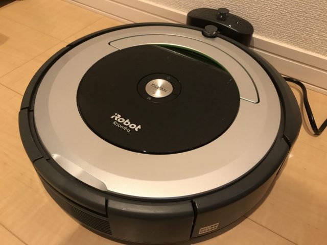 朝掃除のルンバ